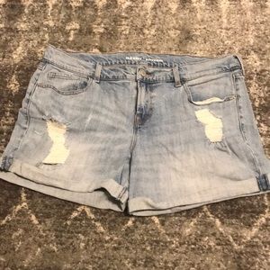 Old Navy Distressed Boyfriend Denim Shorts
